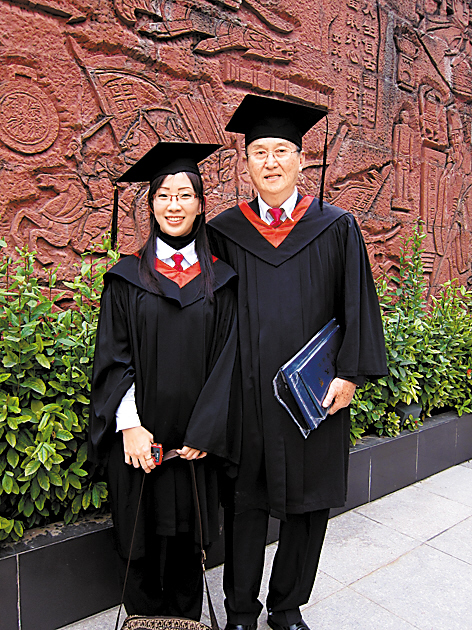 暨南大学文凭(暨南大学毕业证是什么样子的)